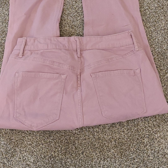 Jeans - Picture 3 of 4